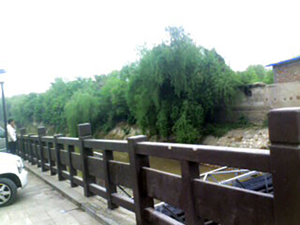 河堤护栏